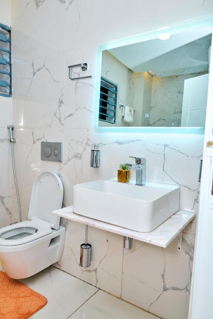 Reddington By Jvte Aparthotel Douala Exterior foto